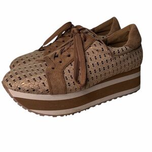 Pierre Dumas Paloma platform sneakers with a gold/taupe woven design Size 9 EUC